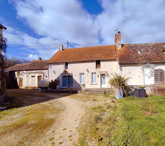Maison de pays Preuilly Sur Claise 85 m2 avec Grange 250 m²