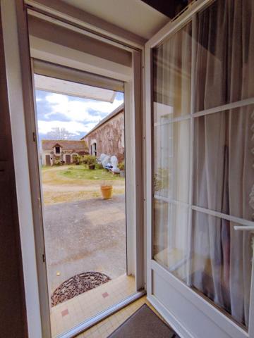 Maison de pays Preuilly Sur Claise 85 m2 avec Grange 250 m²