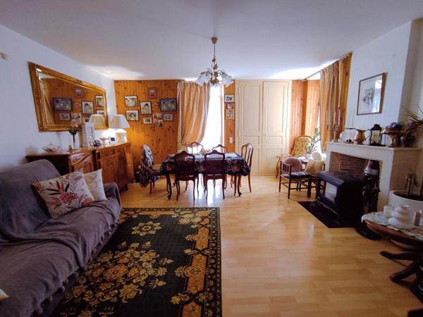 Maison de pays Preuilly Sur Claise 85 m2 avec Grange 250 m²
