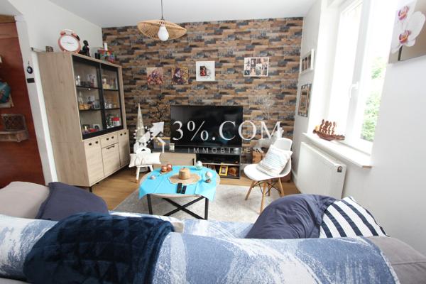 Maison
                                                                                                                                                                                                                                                                                                                        3 pièce(s)                                                                                                                                                                                                          2 chambre(s)                                                                                                                                                                                                          63  m²