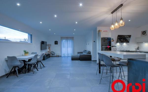 Maison à vendre    4 pièces •  Saint-Maurice-de-Gourdans