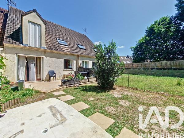 Maison à vendre 4 pièces 81 m² Le Mée-sur-Seine