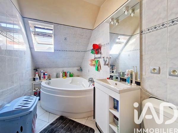 Maison à vendre 4 pièces 81 m² Le Mée-sur-Seine