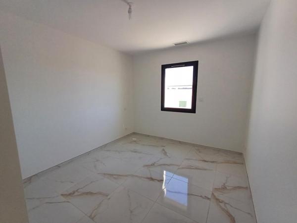 Villa neuve 103 m2 avec piscine