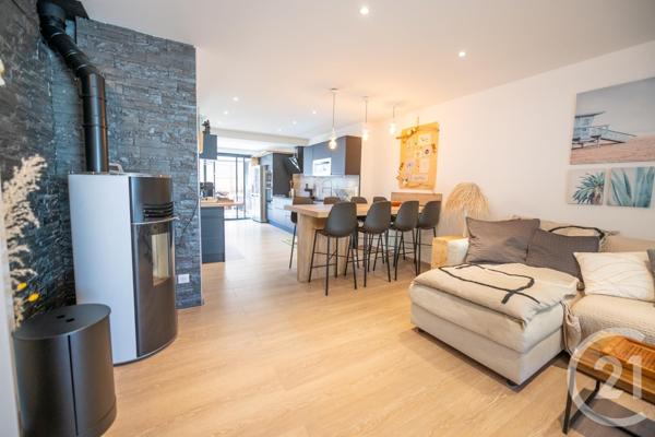 Appartement F4 à vendre  5 pièces - 74 m2 GRIMAUD - 83