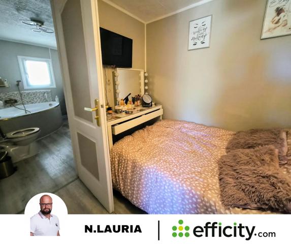 Maison 11 pièces - 300 m²