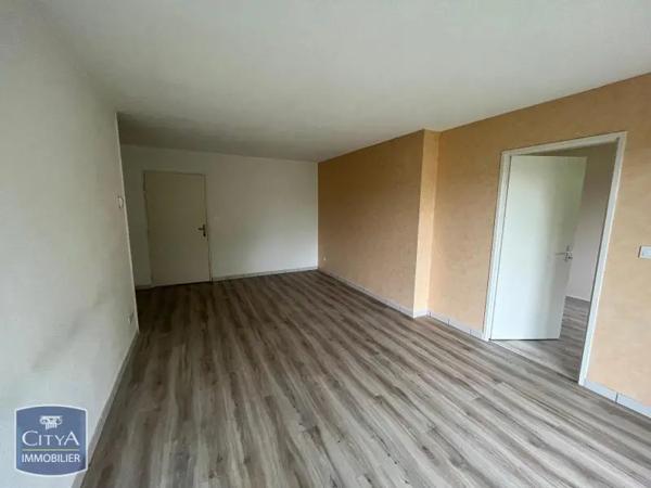 Appartement à louer 3 pièces 54.78m² Tulle (19000)