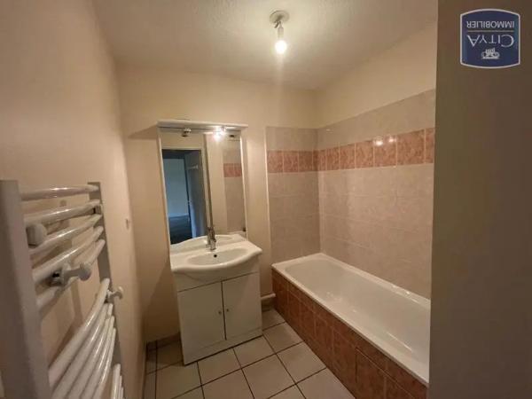 Appartement à louer 3 pièces 54.78m² Tulle (19000)