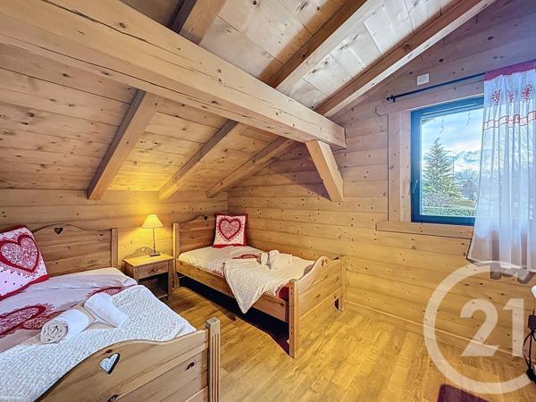 à vendre  151,62 m2 MORILLON - 74