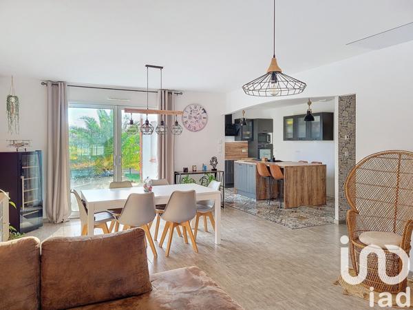 Maison 5 pièces de 110 m² à Saint-Philbert-de-Grand-Lieu (44310)