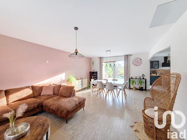 Maison 5 pièces de 110 m² à Saint-Philbert-de-Grand-Lieu (44310)