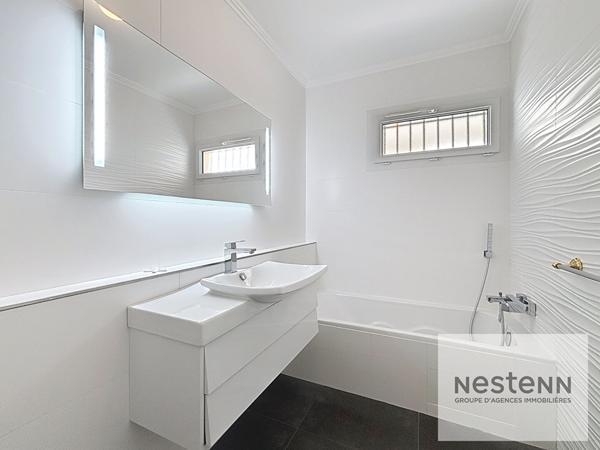 Frejus Plage - 3 Chambres, Vue Mer, Grande Terrasse Cave et Parking Prive