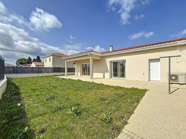 EXCLUSIVITE - A 5 MINUTES A PIED DES COMMERCES - VILLA NEUVE DE 90 M² SUR 411 M² DE TERRAIN