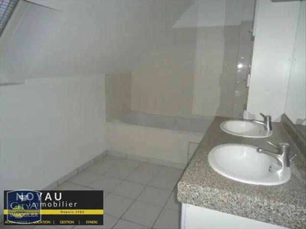 Maison à louer 4 pièces 80.91m²