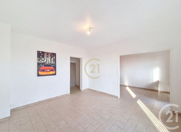 Appartement T4 à vendre  3 pièces - 67,47 m2 SALON DE PROVENCE - 13