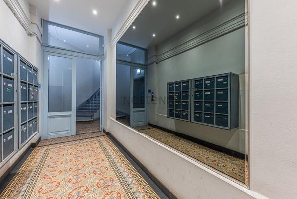 Appartement Paris 4 pièce(s) 110.16 m2