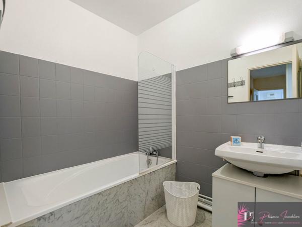 LA ROCHELLE TASDON / LES MINIMES APPARTEMENT TYPE 3  La rochelle