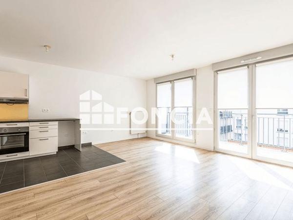 Location Appartement 3 pièces 66.5 m² - 89 rue du Mont d'Arène Reims 51100