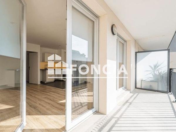 Location Appartement 3 pièces 66.5 m² - 89 rue du Mont d'Arène Reims 51100