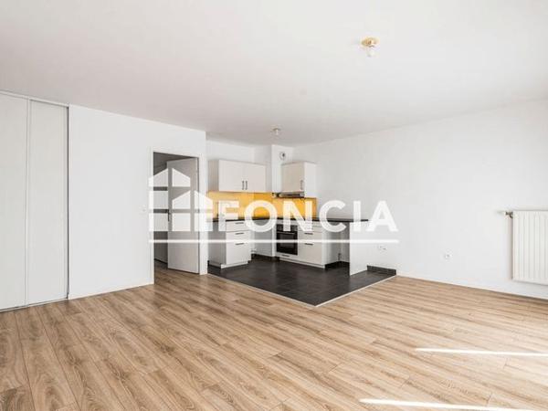 Location Appartement 3 pièces 66.5 m² - 89 rue du Mont d'Arène Reims 51100