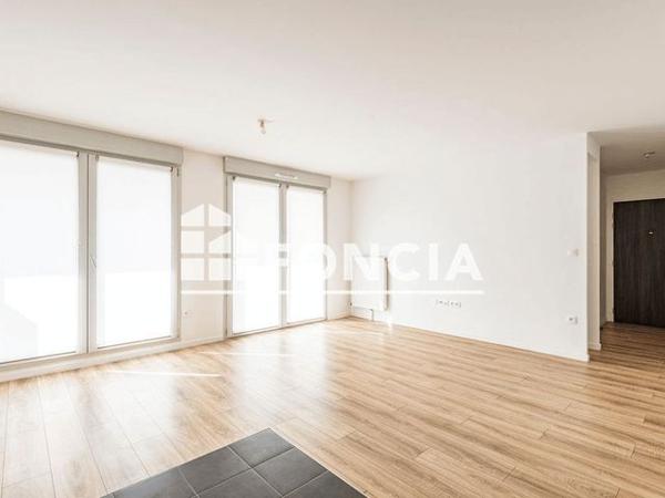 Location Appartement 3 pièces 66.5 m² - 89 rue du Mont d'Arène Reims 51100