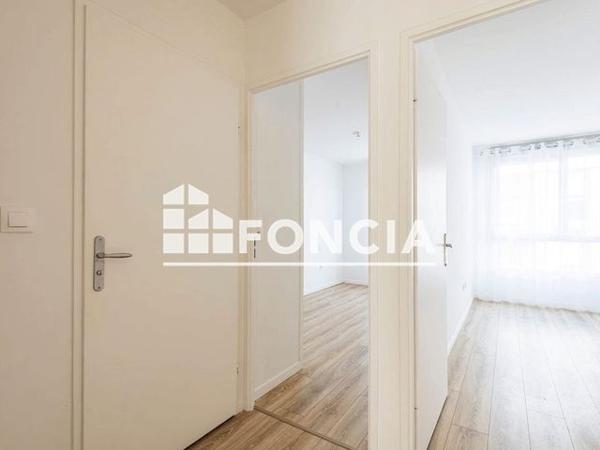 Location Appartement 3 pièces 66.5 m² - 89 rue du Mont d'Arène Reims 51100