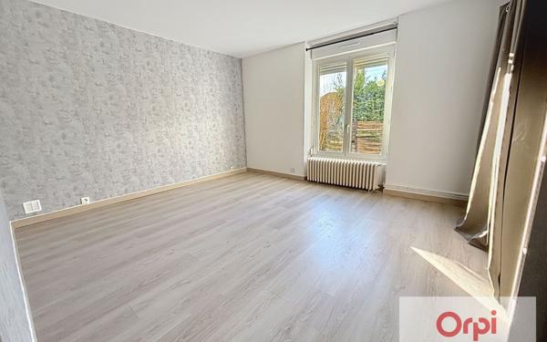 Appartement à louer    3 pièces • 59 m2 Brive-la-Gaillarde