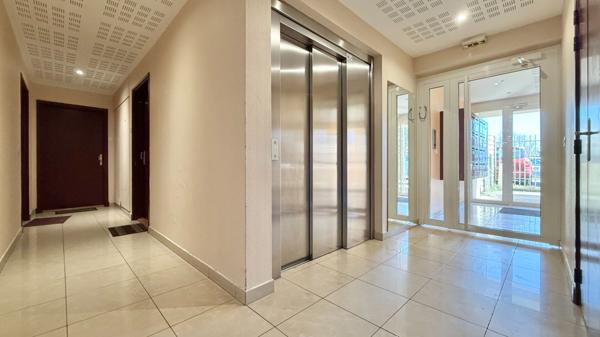 Appartement Corbeil Essonnes 3 pièce(s) 58 m2