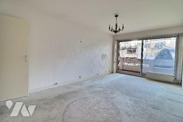 Paris 11e - Bastille-Popincourt - 3 pièces avec balcon + parking