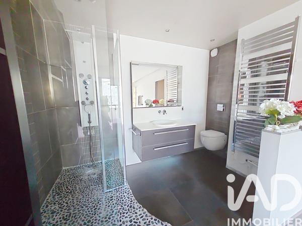 Appartement à vendre 2 pièces 56 m² Suresnes