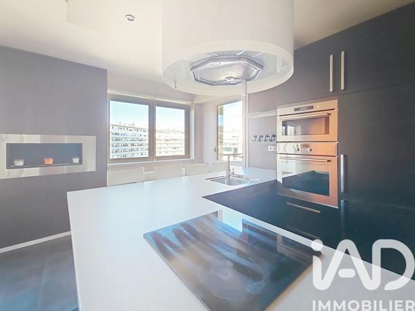 Appartement à vendre 2 pièces 56 m² Suresnes