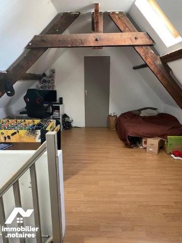 Fresnoy le grand - 150m² habitables - 1000m²