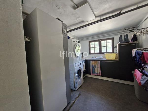 Maison familiale 98m² avec piscine et grands garages – Montazels