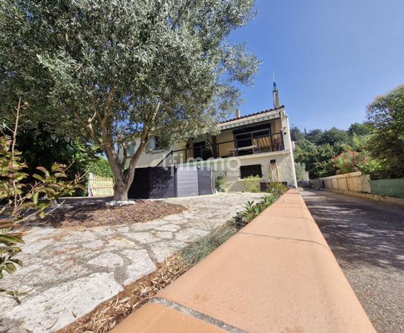 Maison familiale 98m² avec piscine et grands garages – Montazels