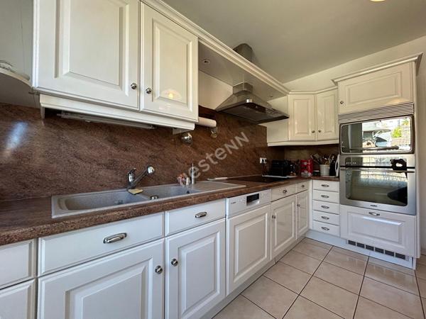 Appartement Pontoise 4 pièces - 2 chambres de 100.51 m² habitables
