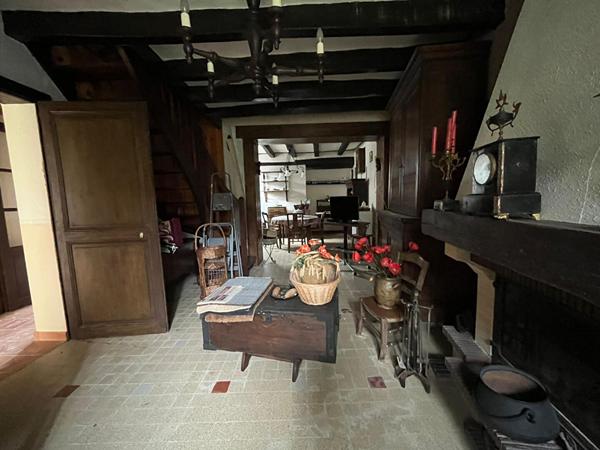 Maison à vendre à Saint Flovier - 5 pièces, 3 chambres