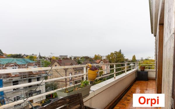 Appartement à vendre    4 pièces • 114 m2 Le Raincy
