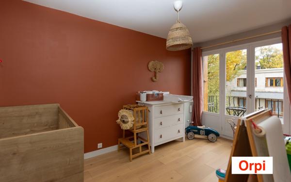 Appartement à vendre    4 pièces • 114 m2 Le Raincy