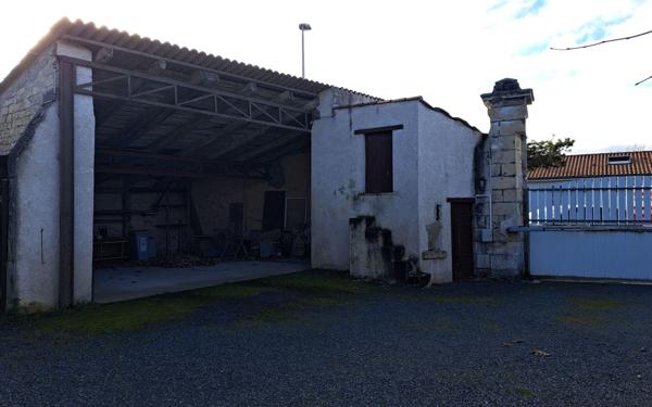 Maison à vendre    5 pièces •  Sainte-Soulle