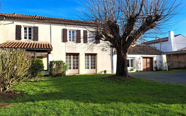 Maison à vendre    5 pièces •  Sainte-Soulle