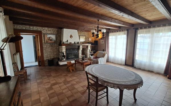 Maison à vendre    5 pièces •  Sainte-Soulle