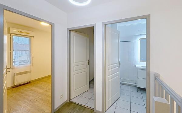 Maison à vendre    4 pièces •  Pau