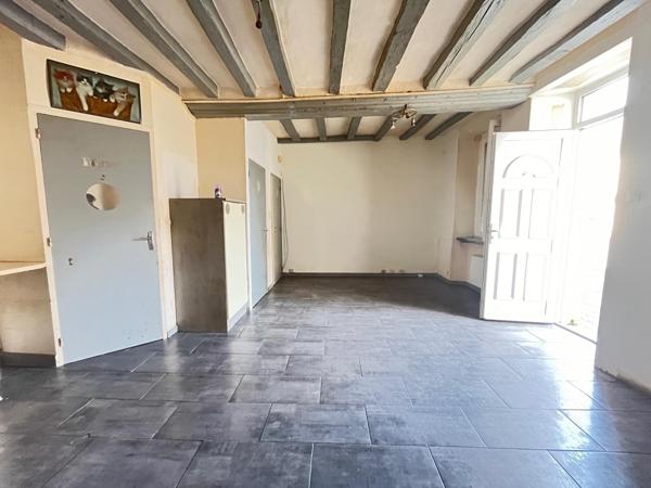 Maison à BEAUMONT-SUR-SARTHE, 72170 - 2 pièces 50m²