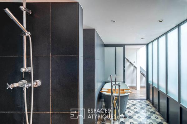 Loft en triplex aux multiples verrières