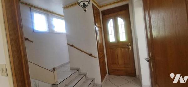 A VENDRE MAISON SEMI-INDIVIDUELLE  A HALLENNES LEZ HAUBOURDIN MAISON AVEC JARDIN ET GARAGE