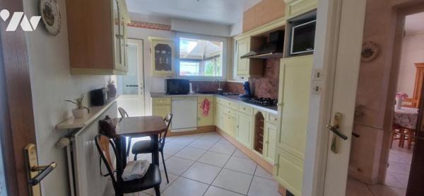 A VENDRE MAISON SEMI-INDIVIDUELLE  A HALLENNES LEZ HAUBOURDIN MAISON AVEC JARDIN ET GARAGE