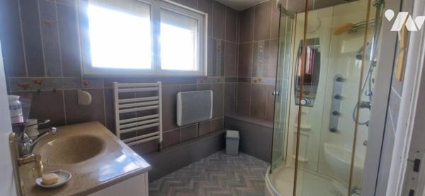 A VENDRE MAISON SEMI-INDIVIDUELLE  A HALLENNES LEZ HAUBOURDIN MAISON AVEC JARDIN ET GARAGE