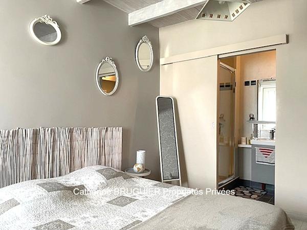 Charme et quiétude pour cette propriété de 148 m2 4 chambres dépendance piscine jardin