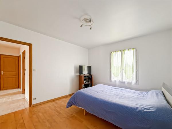 Maison familiale Bouafle de 118m² et 4 chs