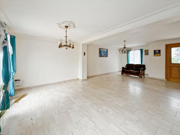 Maison familiale Bouafle de 118m² et 4 chs
